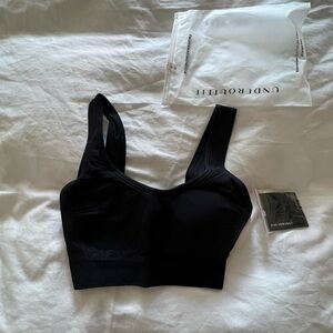 NWT Underoutfit The Comfort Shaping Bra, Black, XXS